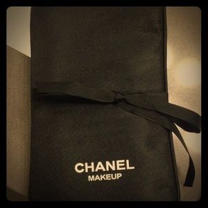 Gorgeous Set of Chanel Brushes